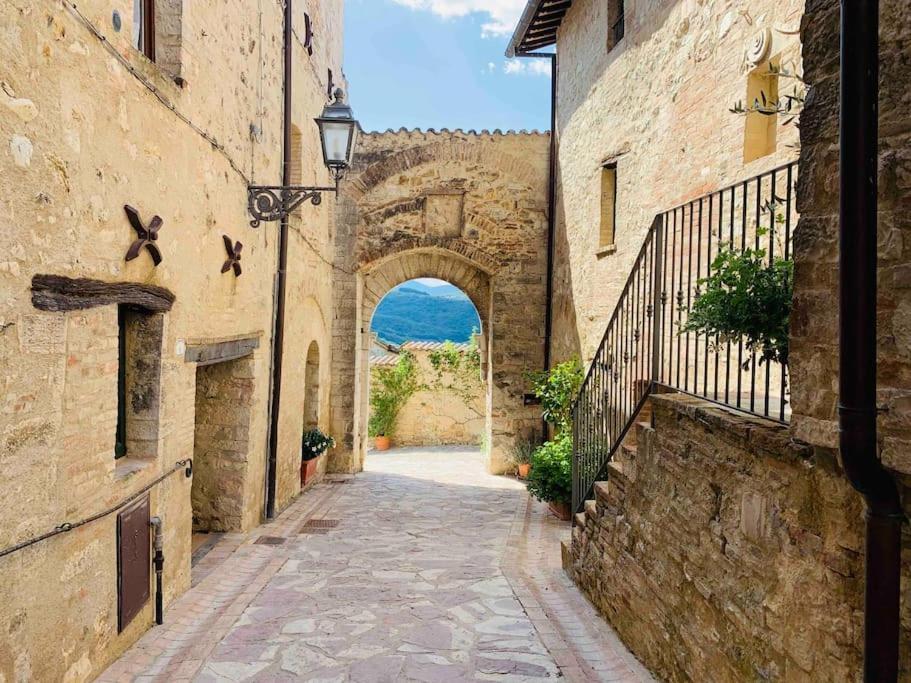 Il Borgo Di Olive Hotel Sismano Екстериор снимка
